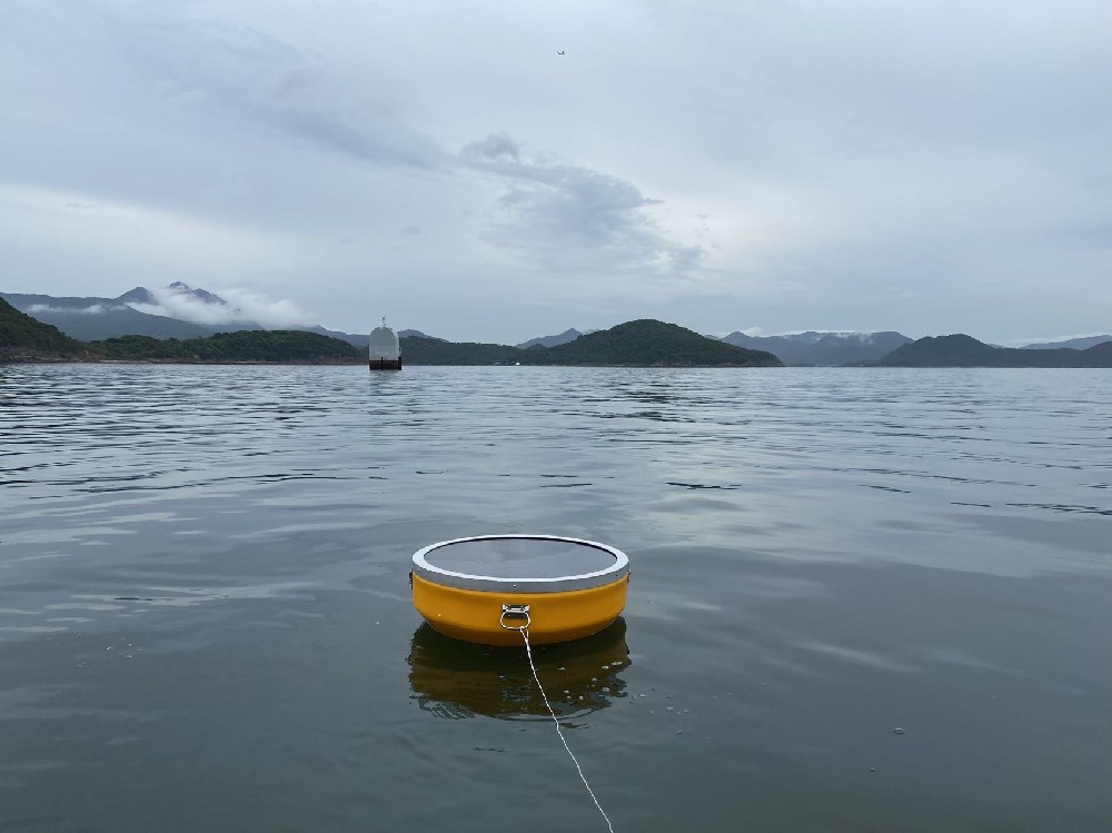 浮標水質監測站實拍案例-香港銀線灣